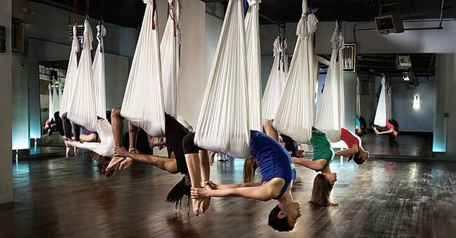 Yoga bay là gì? Có công dụng thế nào đối với sức khỏe?