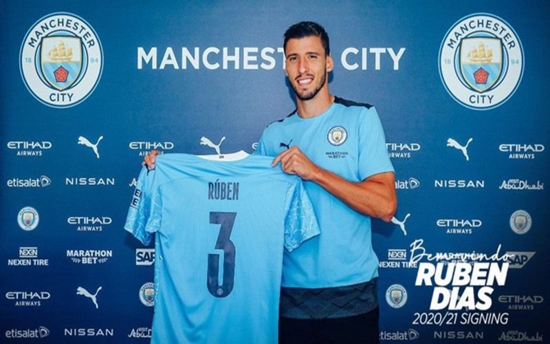 Danh sách 10 hậu vệ xuất sắc nhất của Man City trong lịch sử câu lạc bộ 